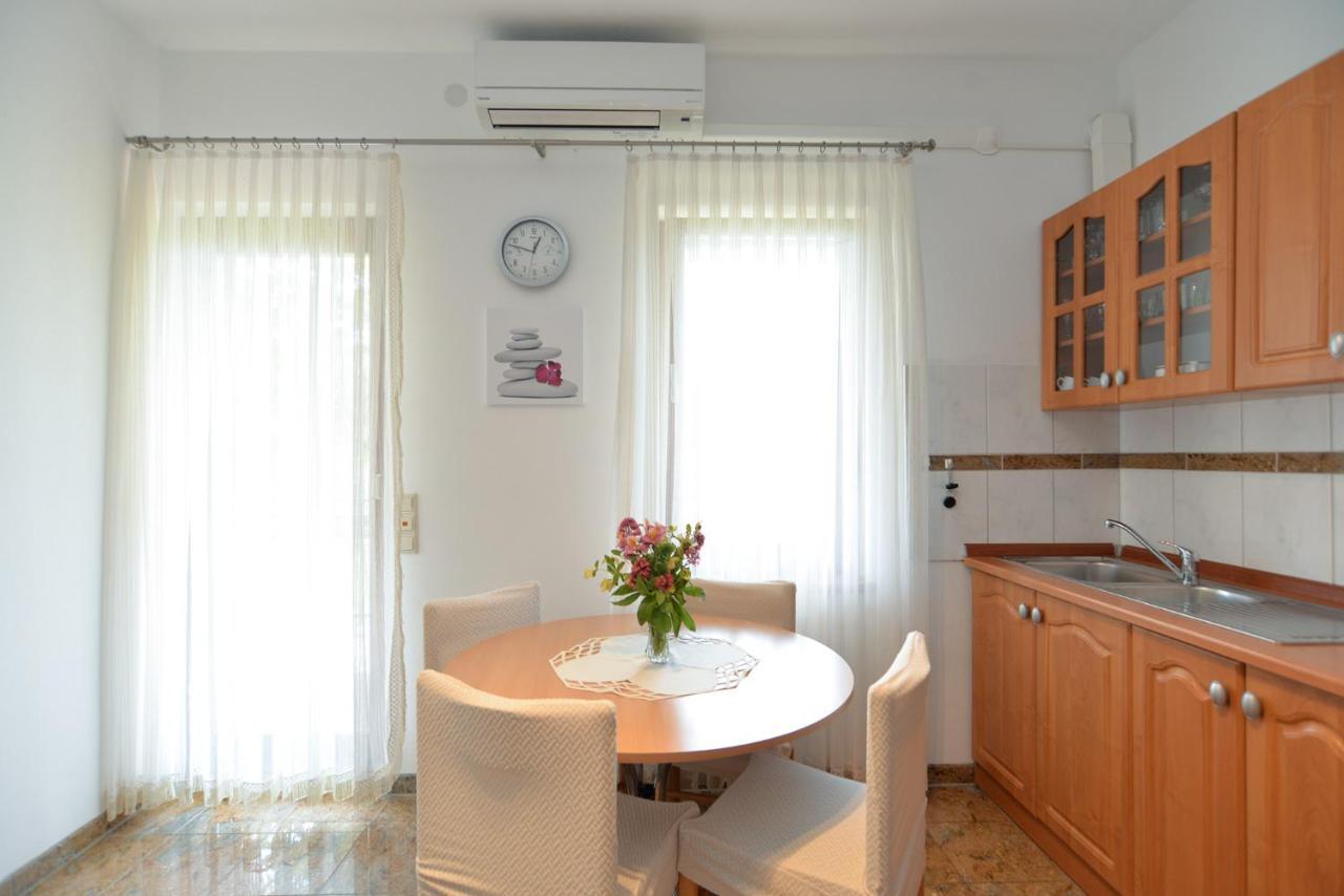 Apartments Porec 336 Exterior photo