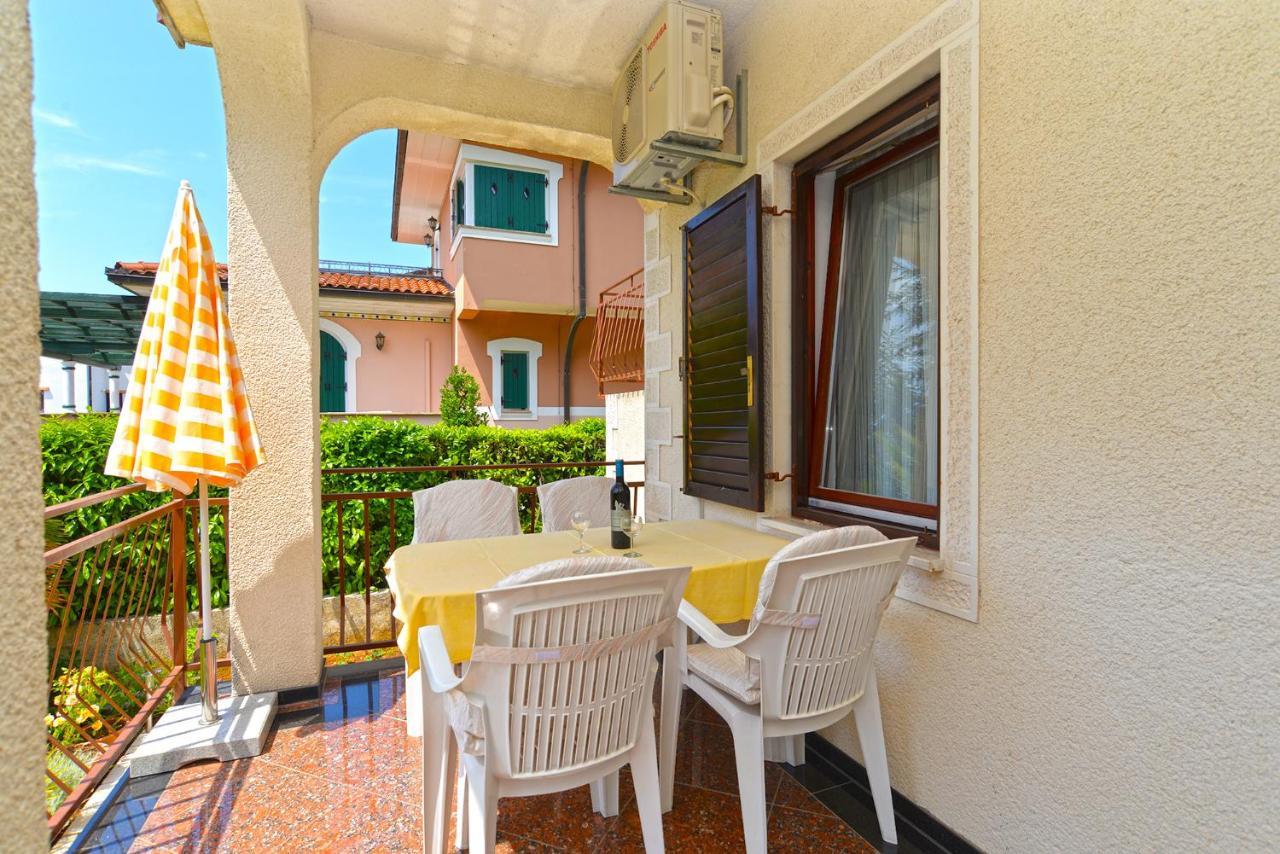 Apartments Porec 336 Exterior photo