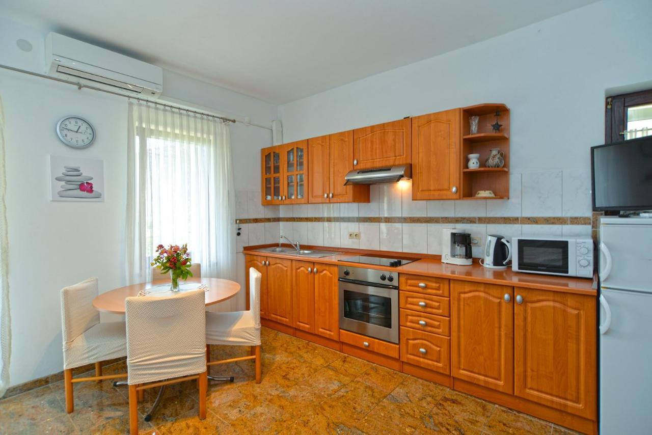 Apartments Porec 336 Exterior photo