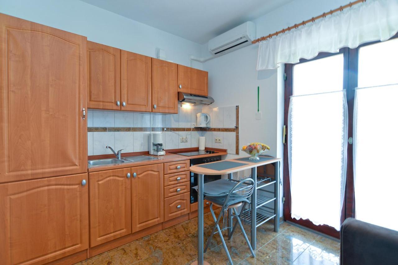 Apartments Porec 336 Exterior photo